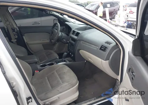 2010 Ford Fusion Se из США, поврежденный, VIN 3FAHP0HG3AR281315